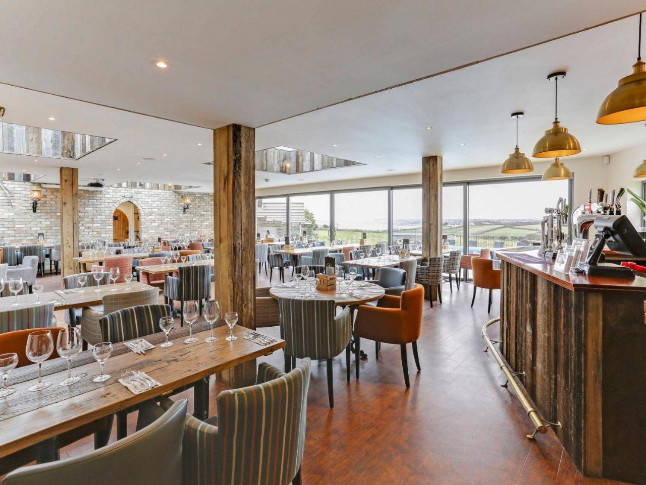 The Pickwick Inn & Oliver'S Restaurant Padstow Buitenkant foto